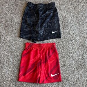 4T Nike Toddler Boy Black and Red Patterned Shorts